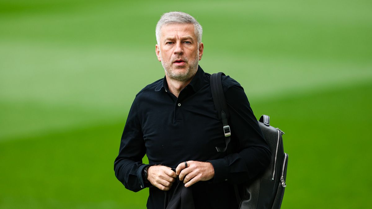 Getty Images / Ewan Bootman/SNS Group / Na zdjęciu: Edward Iordanescu odejdzie z Legii Warszawa?