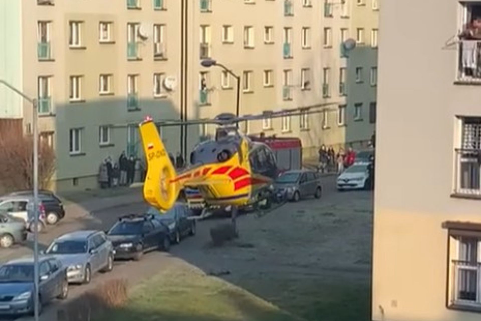 Tragedia na Śląsku. Ratownicy LPR lądowali między blokami