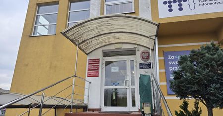 Uczeń pobił nauczycielkę. "Jesteśmy w szoku. To spokojny chłopak"