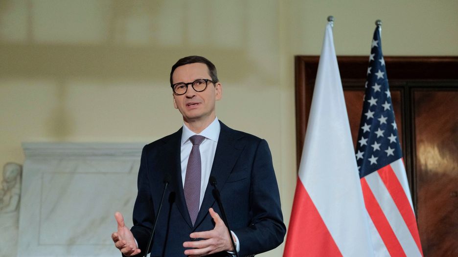 Mateusz MorawieckiWarszawa, 29.03.2022. Premier Mateusz Morawiecki podczas konferencji prasowej po spotkaniu w siedzibie Kancelarii Prezesa Rady Ministr�w w Warszawie, 29 bm. (sko) PAP/Mateusz MarekMateusz Marekaphabet, google, internet, KPRM, spotkanie