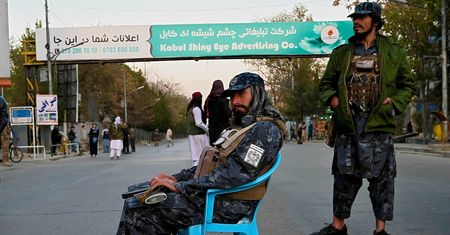 Terroryści z całego świata wpatrzeni w Afganistan. Talibowie wzorem