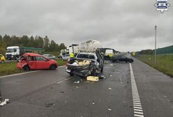 Karambol na A1. Zderzyło się kilka pojazdów, są ranni