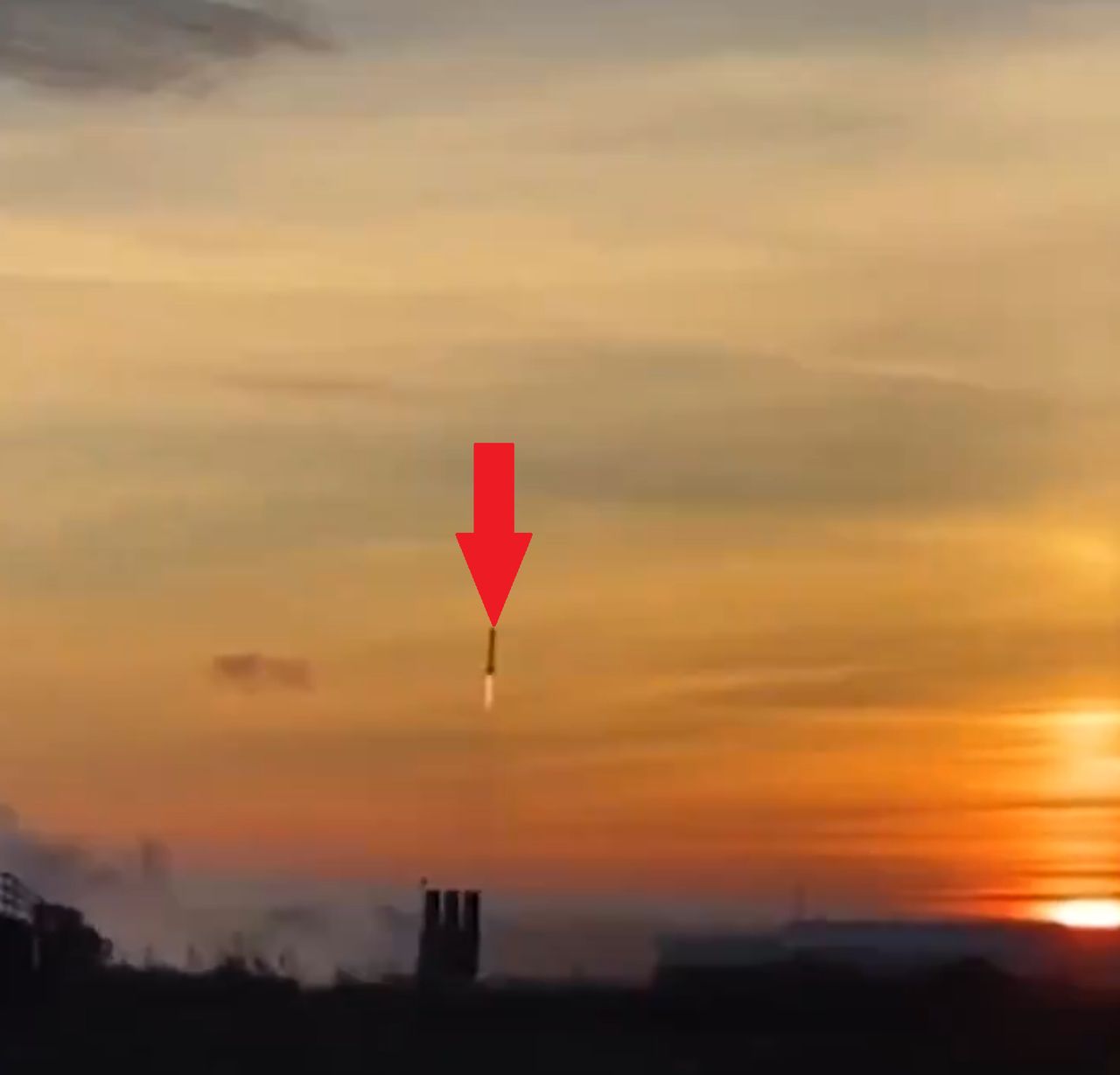 A NASAMS system firing at a Russian object.