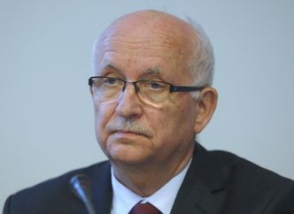 Emil Wąsacz przed Trybunałem Stanu za prywatyzację PZU i TP. Sprawa odroczona do końca marca