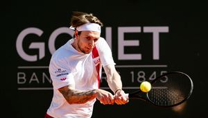 Wielki tenis w narciarskim kurorcie. Obrońca tytułu najwyżej rozstawiony