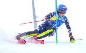 Eurosport 2 Narciarstwo alpejskie: Zawody Pucharu Świata we Flachau - 1. przejazd slalomu kobiet