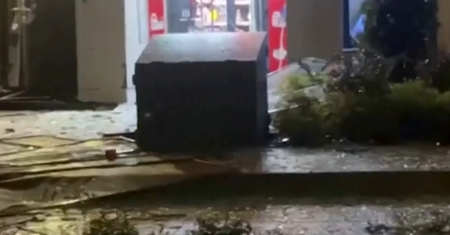 Rosyjski dron uderzył w wieżowiec w Kijowie. Są ofiary śmiertelne