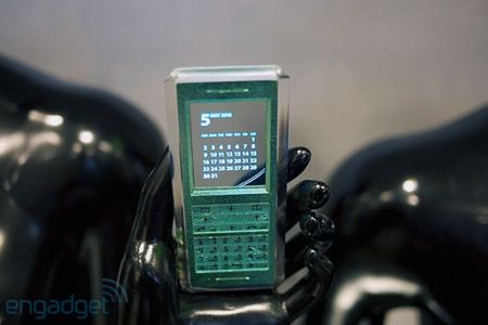 Przezroczyste i elastyczne ekrany OLED po 1000 dolarów za sztukę [wideo] 3