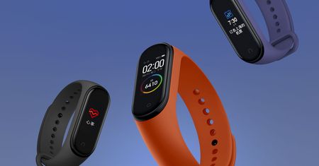 Xiaomi Mi Band 4 oficjalnie. Popularna opaska teraz z kolorowym ekranem