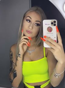 Świeca do uszu? Youtuber ujawnia SCAM Oli Ciupy i Kini Wiczyńskiej