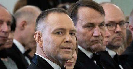 Nagły zwrot na linii MSZ-Pałac. Jest opinia, której domagał się Nawrocki. Ale nie taka, jakiej oczekiwał