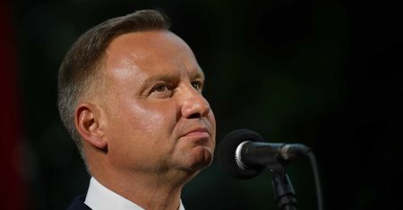 Andrzej Duda zawetuje "lex TVN"? Krzysztof Gawkowski przestrzega
