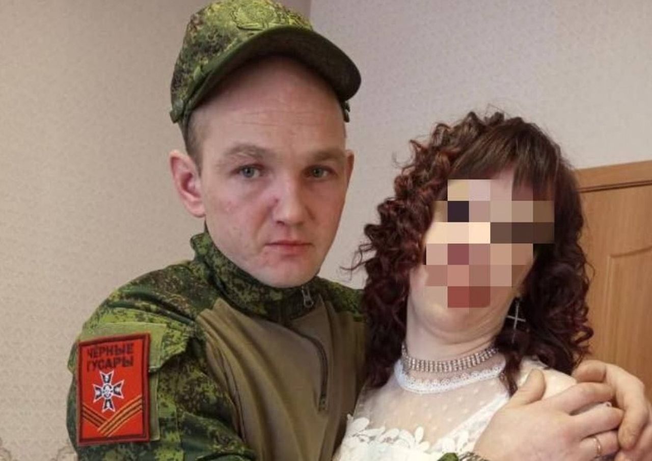 A Russian returned from the front and wanted to kill his wife.