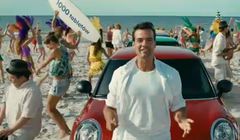 „Karnawał wygrywania” - Moreno, Hołowczyc i Kaczmarski reklamują Loteriadę (wideo)