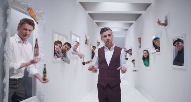 Interaktywna zabawa w rozmowę rekrutacyjną reklamuje piwo Heineken (wideo)