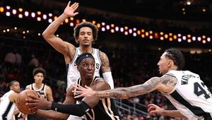 Spurs znów zrobili to mistrzom NBA! 72 sekundy Sochana w Boże Narodzenie