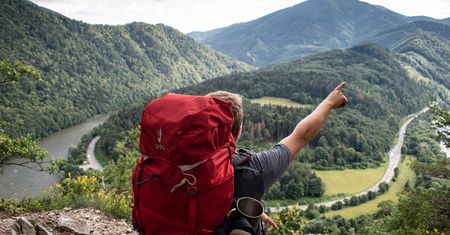 Podróżuj na własnych zasadach: W czym może pomóc ZEN.COM?