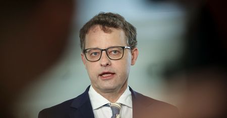 Romanowski zostanie zawieszony w partii? Jest głos z PiS
