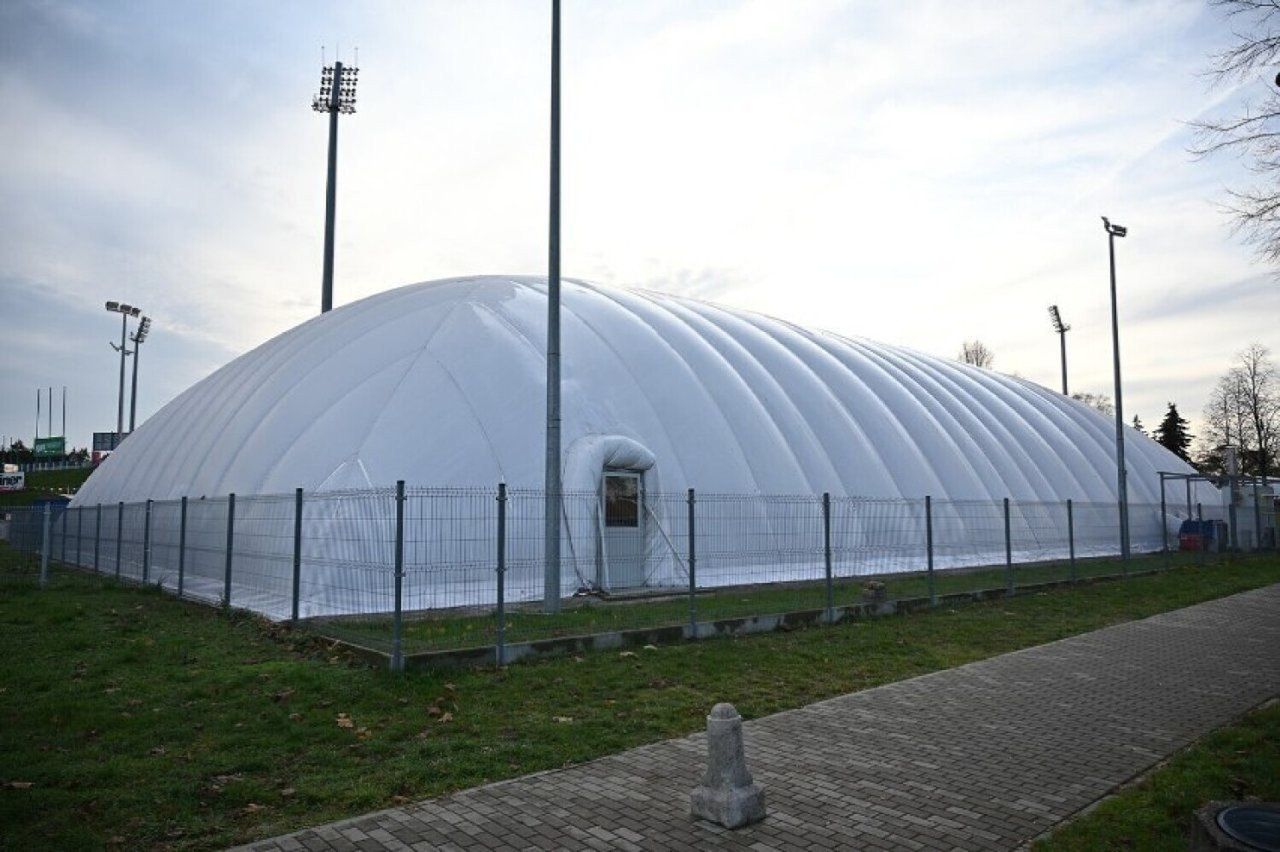 Wkrótce otwarcie lodowiska w Lesznie