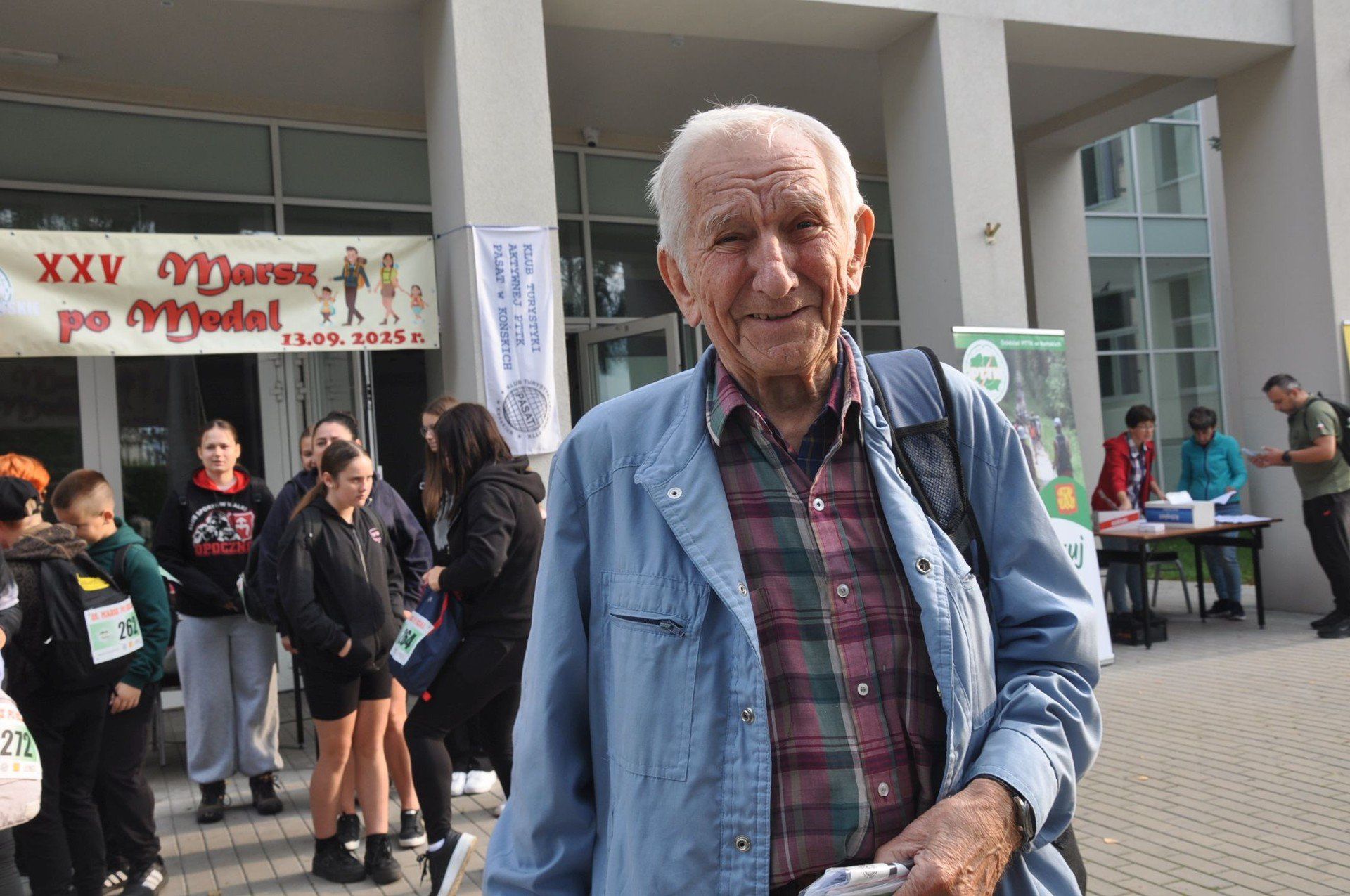 Najstarszy uczestnik rajdu 87-letni Witold Zajączkowski ze Skarżyska Kamiennej