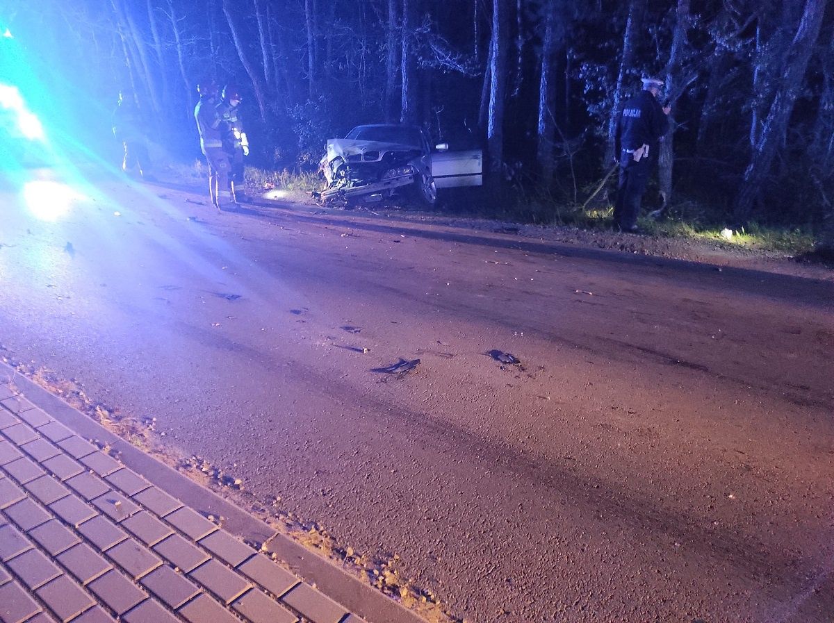 Zderzenie dwóch BMW w miejscowości Borzechów Kolonia