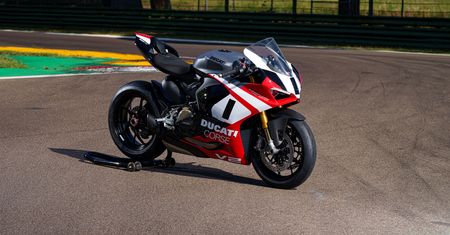 Ducati Panigale V2 Superquadro Final Edition to włoskie pożegnanie ze słynnym silnikiem
