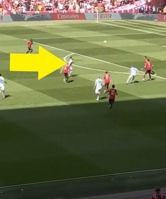 Ale huknął! Cudowny gol już w 12. sekundzie finału [WIDEO]