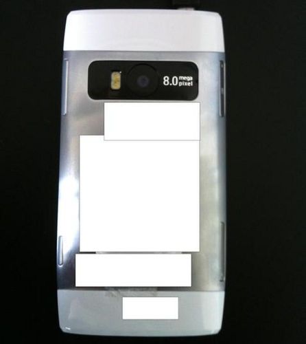 Nokia X7-00: nowe zdjęcia i porównanie z E7! 4