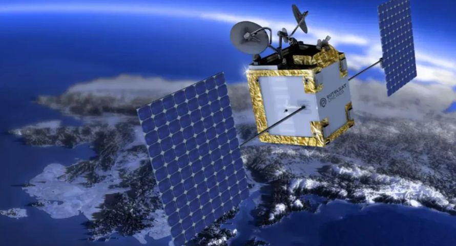 Usługi internetu satelitarnego pomagają operatorowi Polsat Box i Canal+