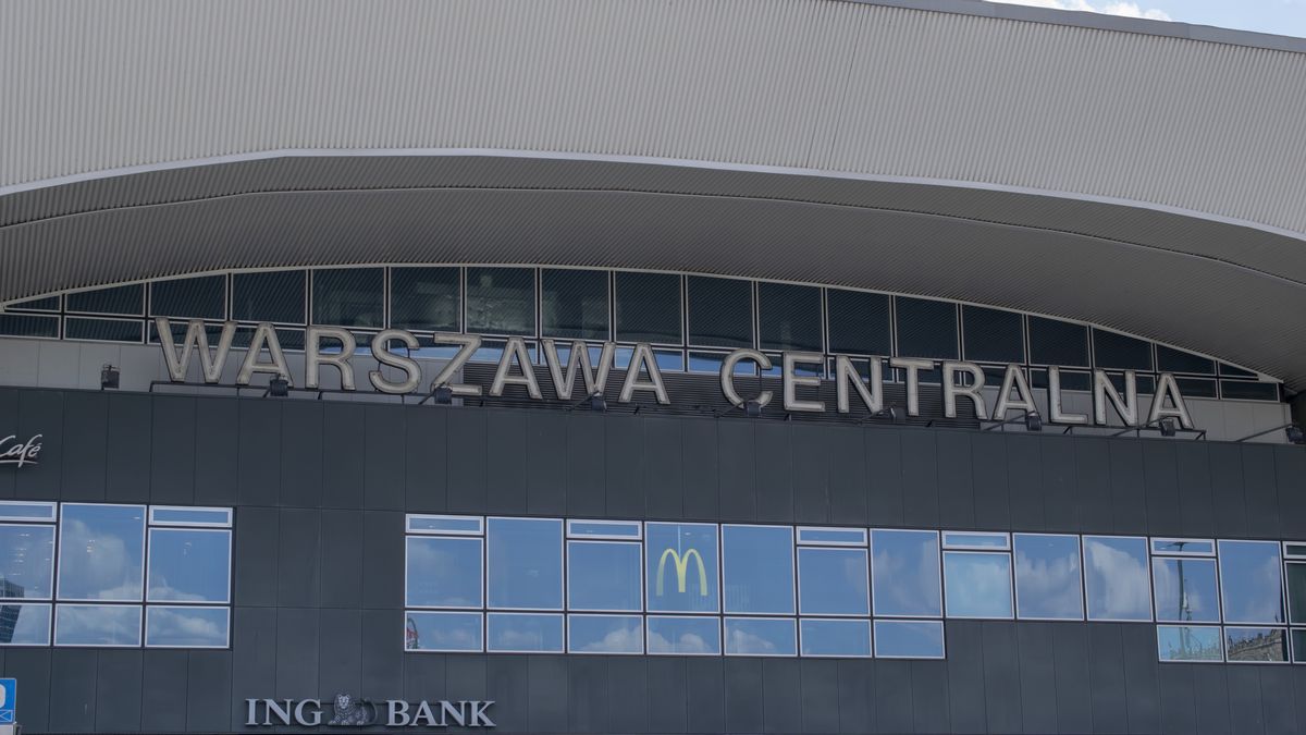 Warszawa Centralna bez pociągów. Padła data