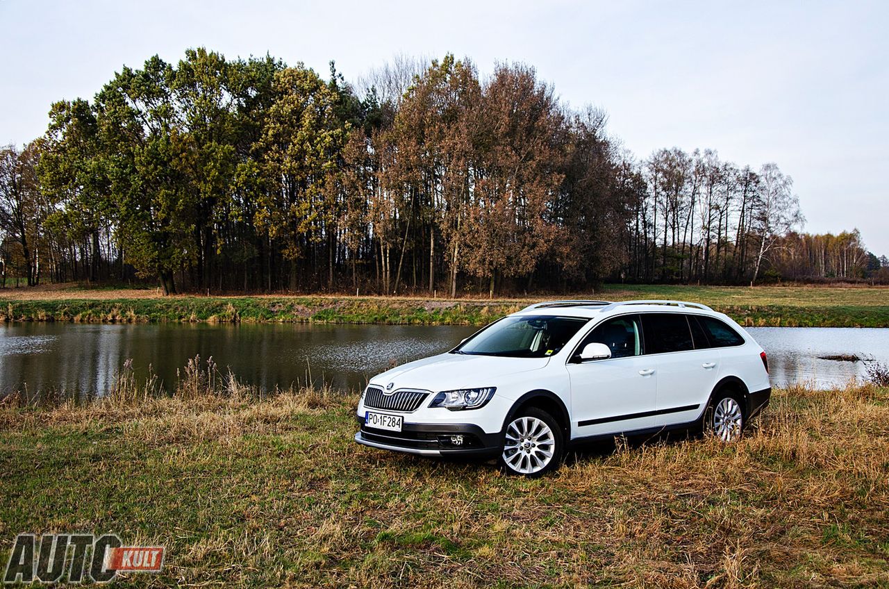 Škoda Superb Combi 2,0 TDI 4x4 Elegance Outdoor - test