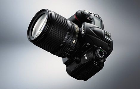 Nikon D90 korzysta z matrycy Sony