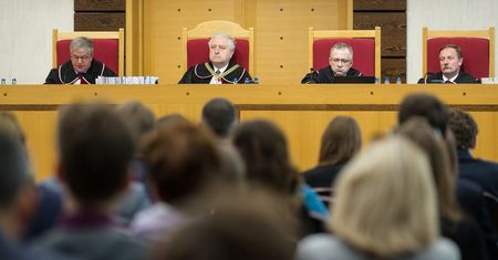 Zarobki sędziów TK. Komunikat Biura Trybunału wyjaśnia wszystko