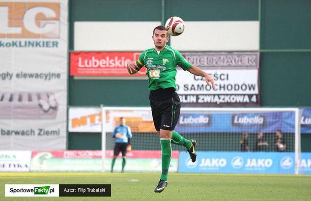 Nikitović już w 2. minucie opuścił boisko w Jaworznie