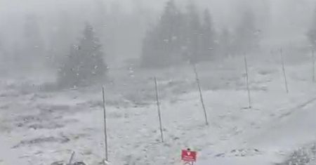 Trudne warunki w Karkonoszach. "Zima w natarciu"