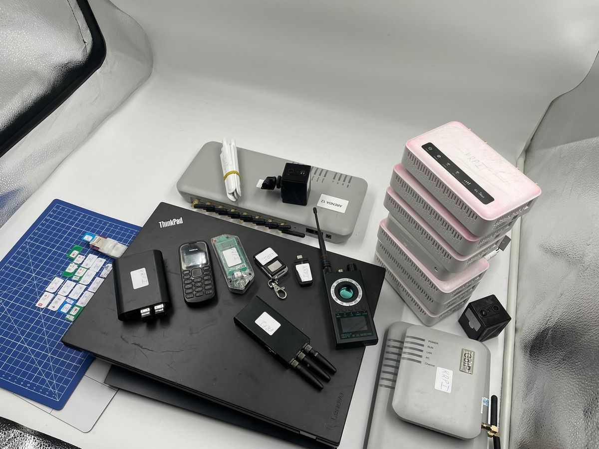   Taki sprzęt znaleziono w aucie