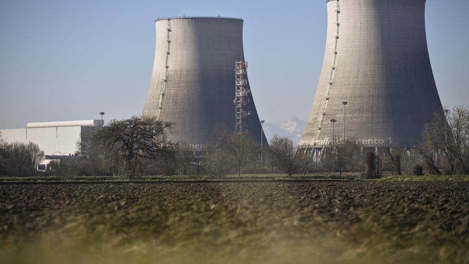 Elektrownia atomowa (zdjęcie ilustracyjne)