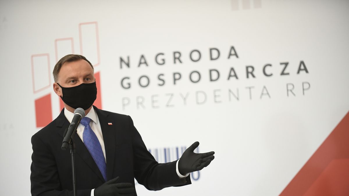 Emerytury stażowe. Prezydent Andrzej Duda chciałby je uchwalić do końca swojej kadencji.