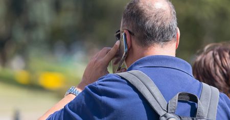 Robo-telefony męczą Polaków. "Wprowadzają w błąd, udając człowieka"