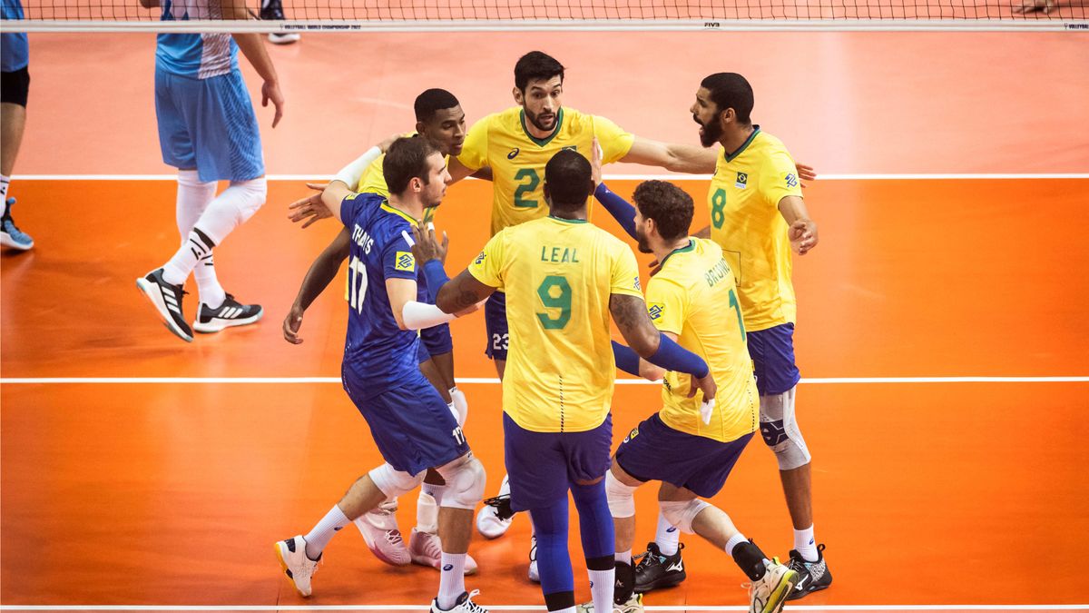 Zdjęcie okładkowe artykułu: Materiały prasowe / FIVB / Na zdjęciu: Reprezentacja Brazylii w siatkówce