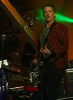Josh Homme w brytyjskim sitcomie