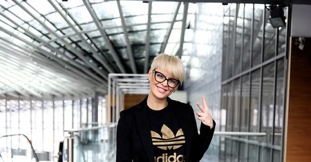 Mandaryna WRACA W DRESIE!