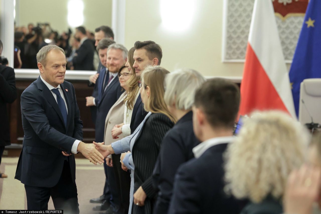 Tusk blokuje ministrom drogę do PE? "Reaguje alergicznie"