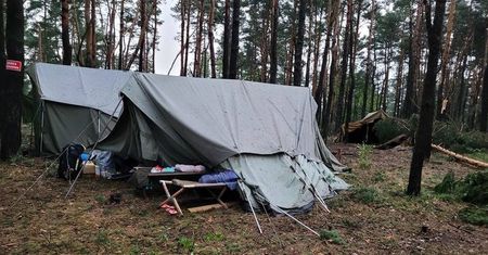Burza w Kostkowicach. Ewakuacja obozu harcerskiego