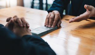 Pożyczka gotówkowa – co warto sprawdzić, przeglądając oferty?