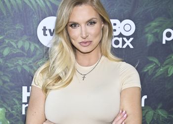 Zaskoczenie w dżungli. Interwencja lekarza na planie