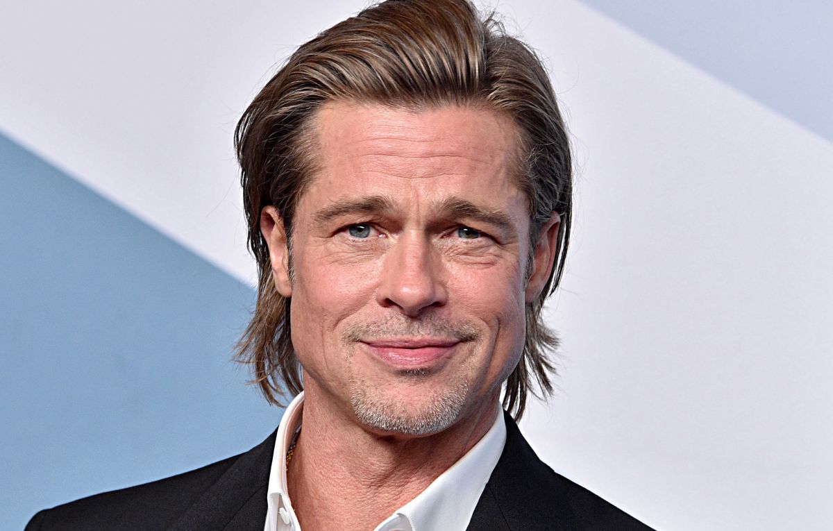 56-letni Brad Pitt korzysta z życia