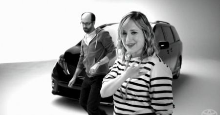 Rapująca Toyota - Swagger wagon [wideo]