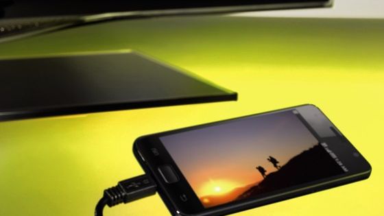 Jak połączyć smartfona z telewizorem: wyświetlanie i ładowanie w jednym przez micro-USB 1