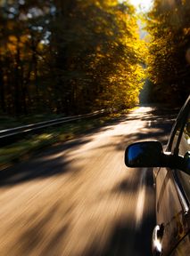 Vlogger Selly caught driving at 236 kilometers per hour. "It was a moment of recklessness. I regret it!"